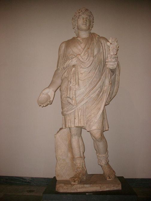 Statue from Pompei in the Museo Archeologico